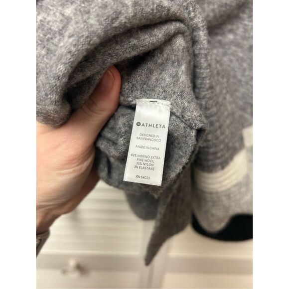 ATHLETA Transit Colorblock Merino Wool Turtleneck Sweater, Sz Medium, MP $129 - Picture 6 of 10